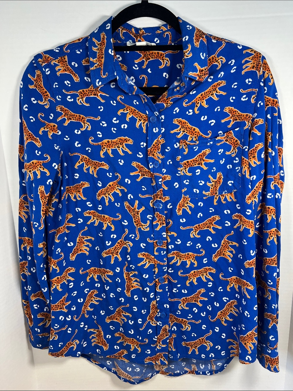 BeachLunchLounge Blue Button-Up Blouse with Orange Leopard Print- Women’s Med